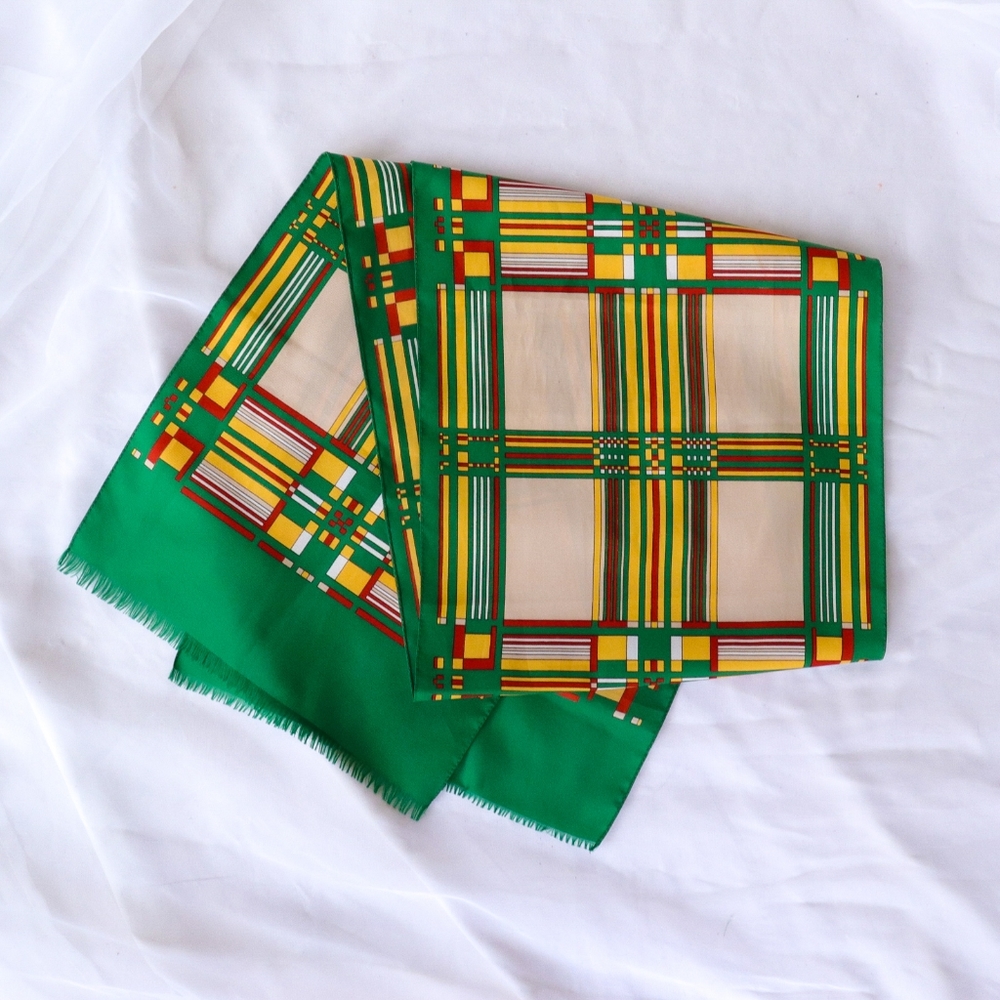 🌿Green tan & yellow long abstract geometrical chic fringed scarf 🌿